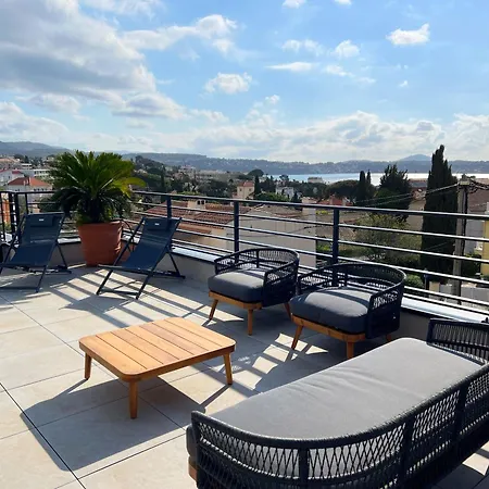 Le Grand Pin Climatisee, Piscine, Rooftop * باندول